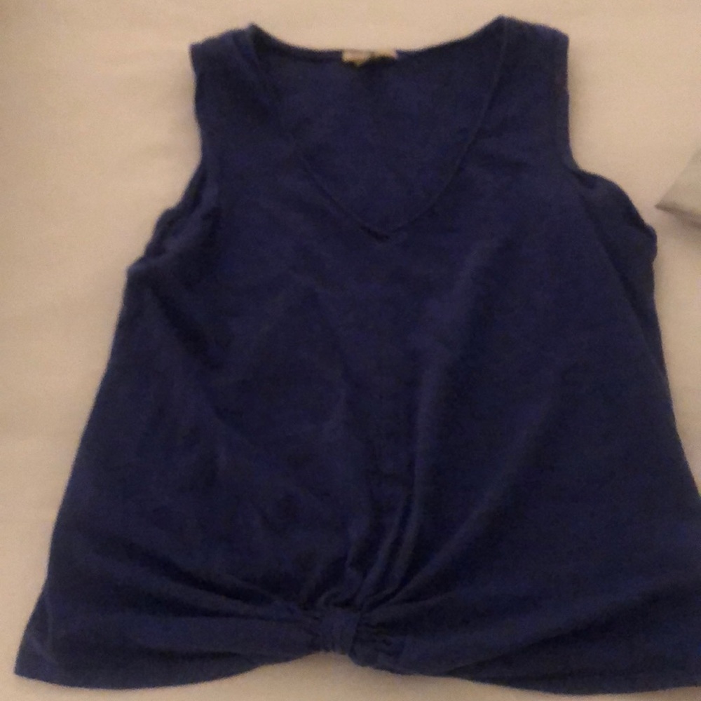 Bordeaux Anthropologie blue knot shirt